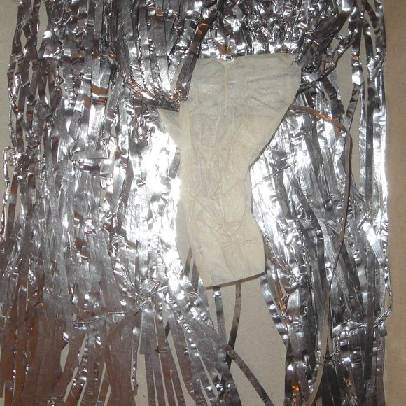 Real Metal Foil German Christmas Tree Icicles Tinsel Old Style Stanniol Lametta - Picture 6 of 7